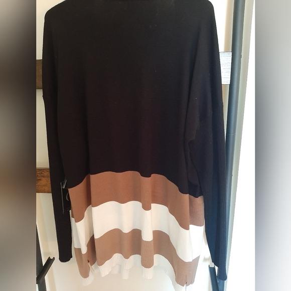 Cyrus Women's Black and Brown Striped Sweater size XL - Picture 3 of 7